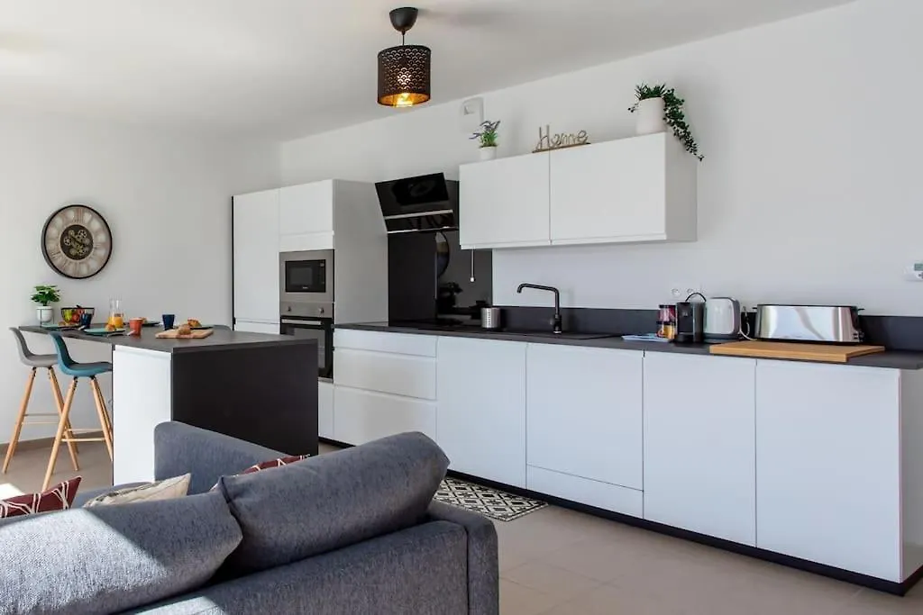 Appartement L17 Arenas Suite 3 Balconies 5Mins To The Sea Nice